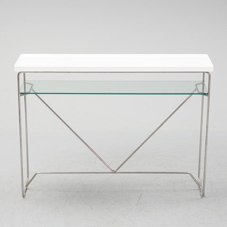 A 2ist century  occasional side table by Calligaris, Italy,