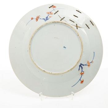 Tallrikar, fyra stycken, porslin, Kina, Qingdynastin, 1700-tal.