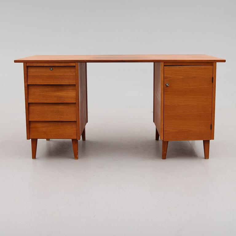 SKRIVBORD, 1900-talets andra hälft.