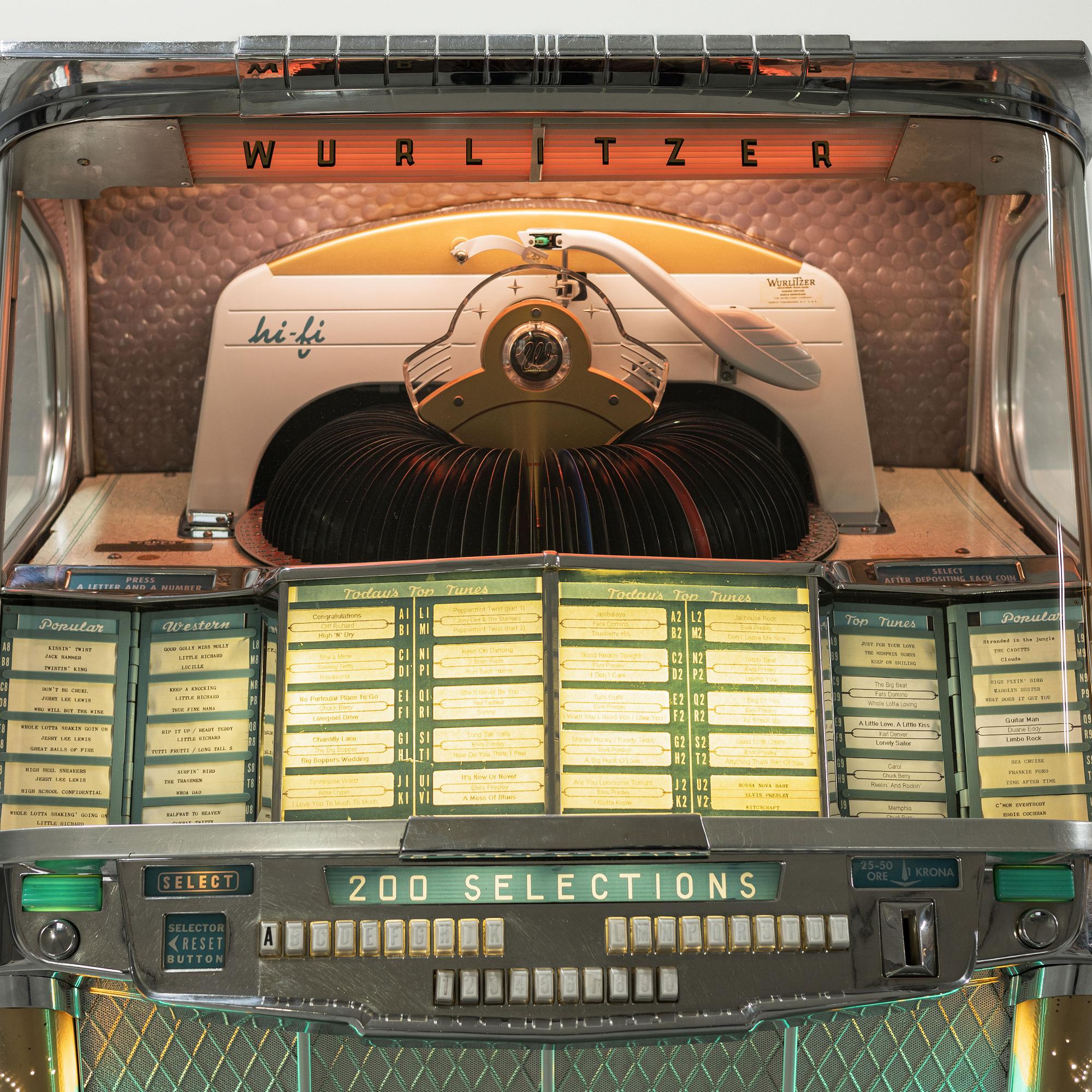 Jukebox, Wurlitzer modell 2100,  Rudolph Wurlitzer Company, North Tonawanda, New York, USA, 1957.
