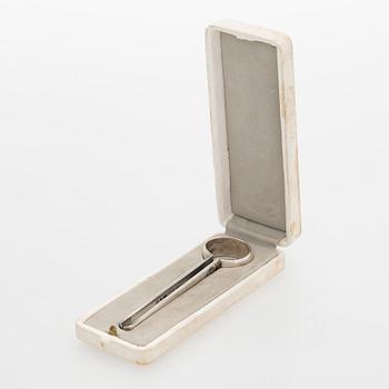 Bertel Gardberg, sockertång, silver, Suomen Kultaseppä, Åbo 1967.