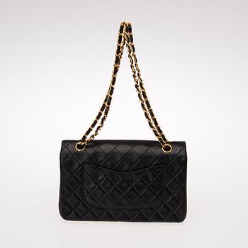 LAUKKU, "Double Flap bag", CHANEL.