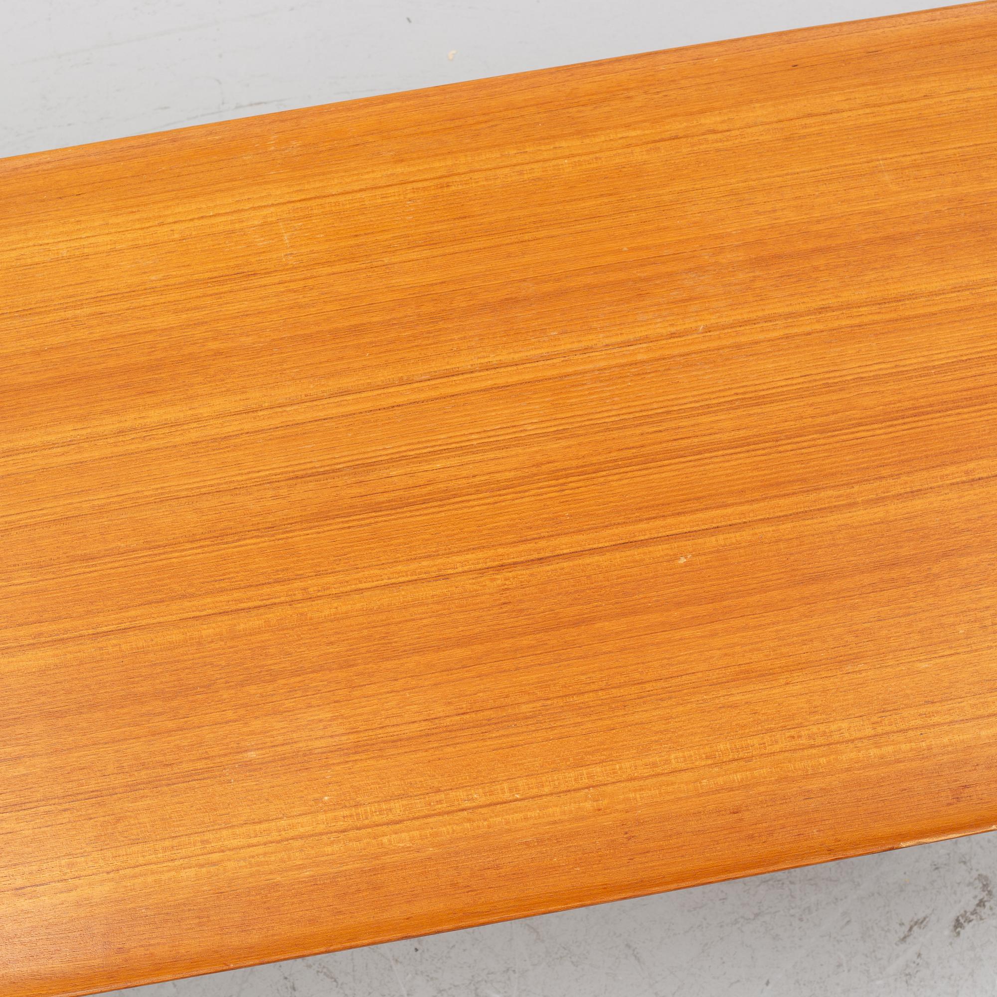 Tove & Edvard Kindt-Larsen, coffee table, Seffle furniture factory, 1960s.