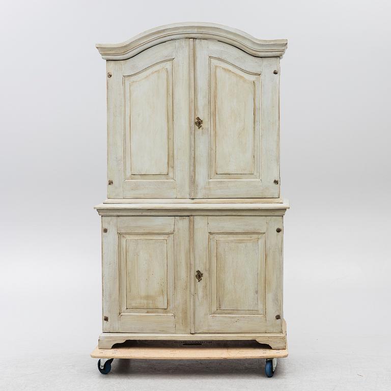 A cabinet, early 19th century.
