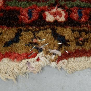 A carpet, semi-antique/Old Heriz/Gorovan, ca.