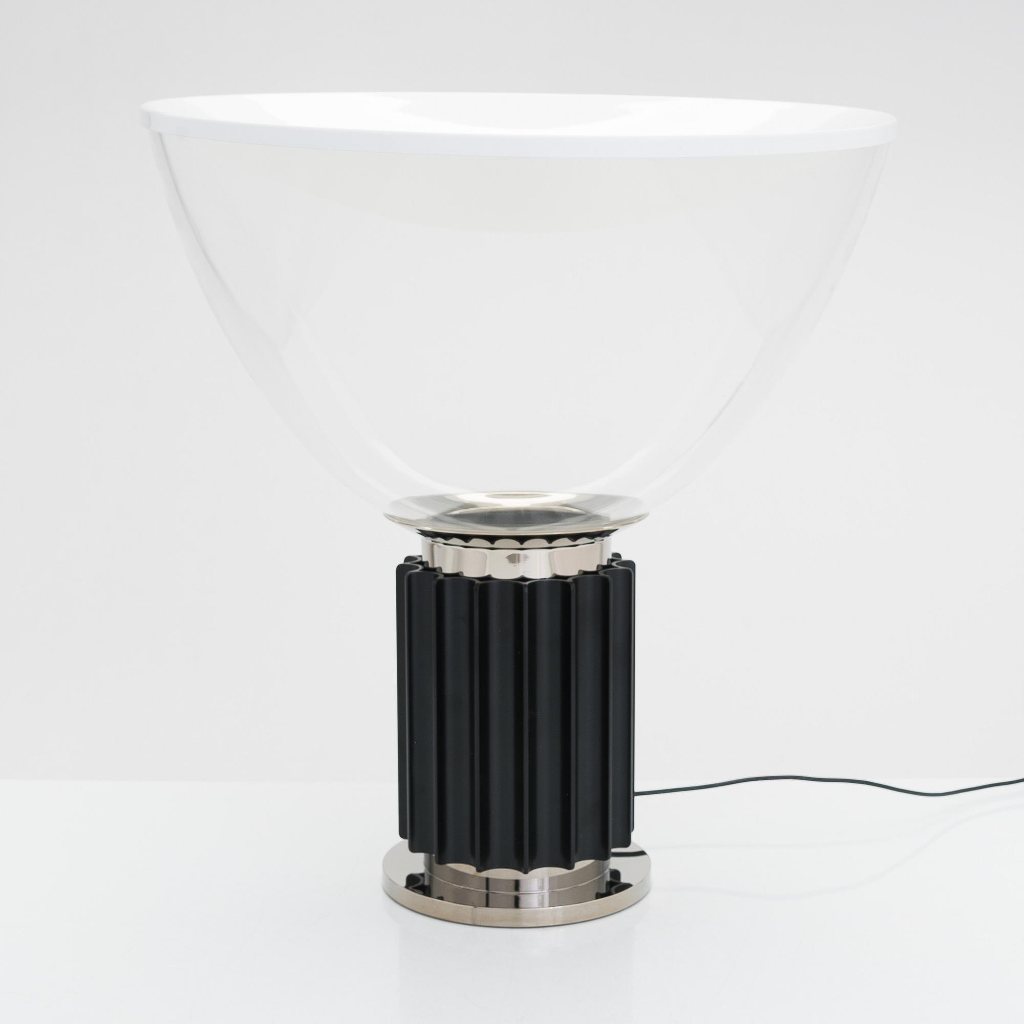 Achille Castiglioni, & Pier Giacomo, bordslampa, "Taccia", Flos, Italien.
