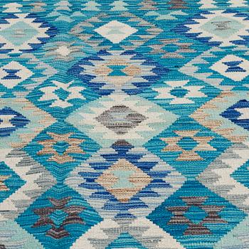 A KILIM RUG, 300 x 200 cm.