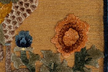 Matta, semiantik, silke, Kina, ca 186 x 121 cm.