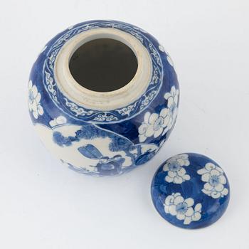 A blue and white moon flask, China, 19th century, and a blue and white ginger jar, China, around 1900.