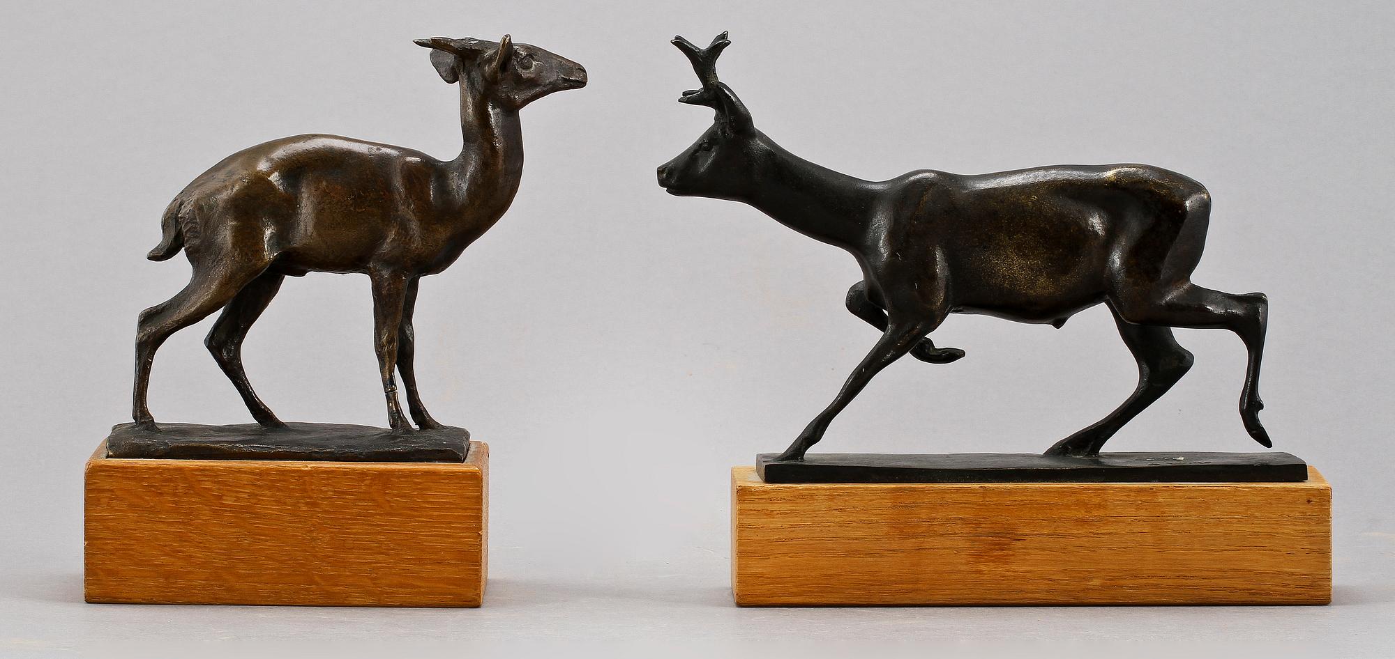 FIGURINER, 2st, brons, en sign A Willo, 1900-tal.