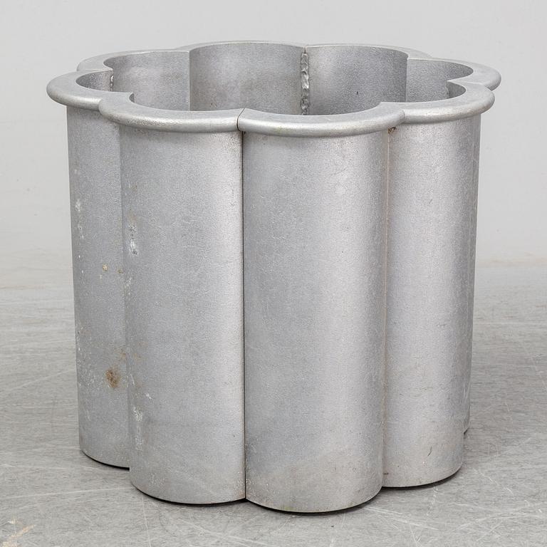 SIGNE PERSSON-MELIN, flower pot.