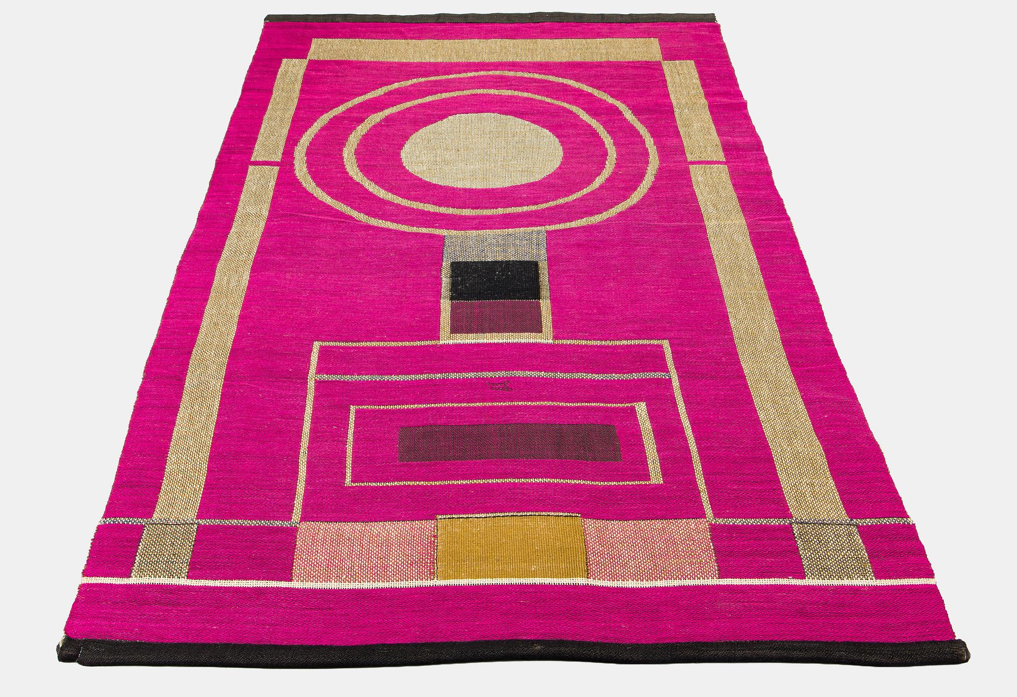 Dora Jung, bildvävnad, signerad, circa 213 x 114 cm.