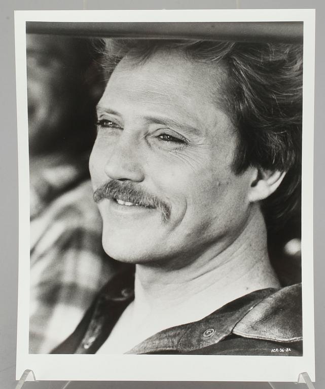 FILMMEMORABILIA, promotionfotografier, ca 60 st, från åtta olika filmer, bl a "She-devil", 1989.