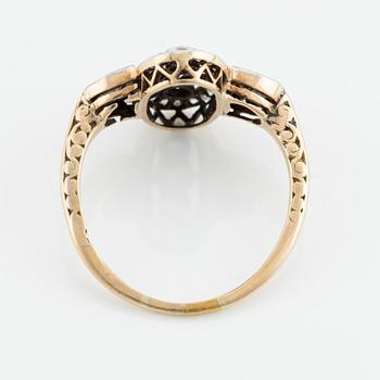 Ring, with old-cut and octagonal-cut diamonds.