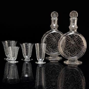 GLASSERVIS, 69 delar, Baccarat, 1900-tal.