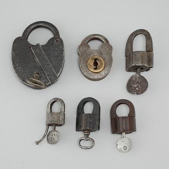 Six padlocks, ia Scandinavian padlocks from the 18th and 19th century.