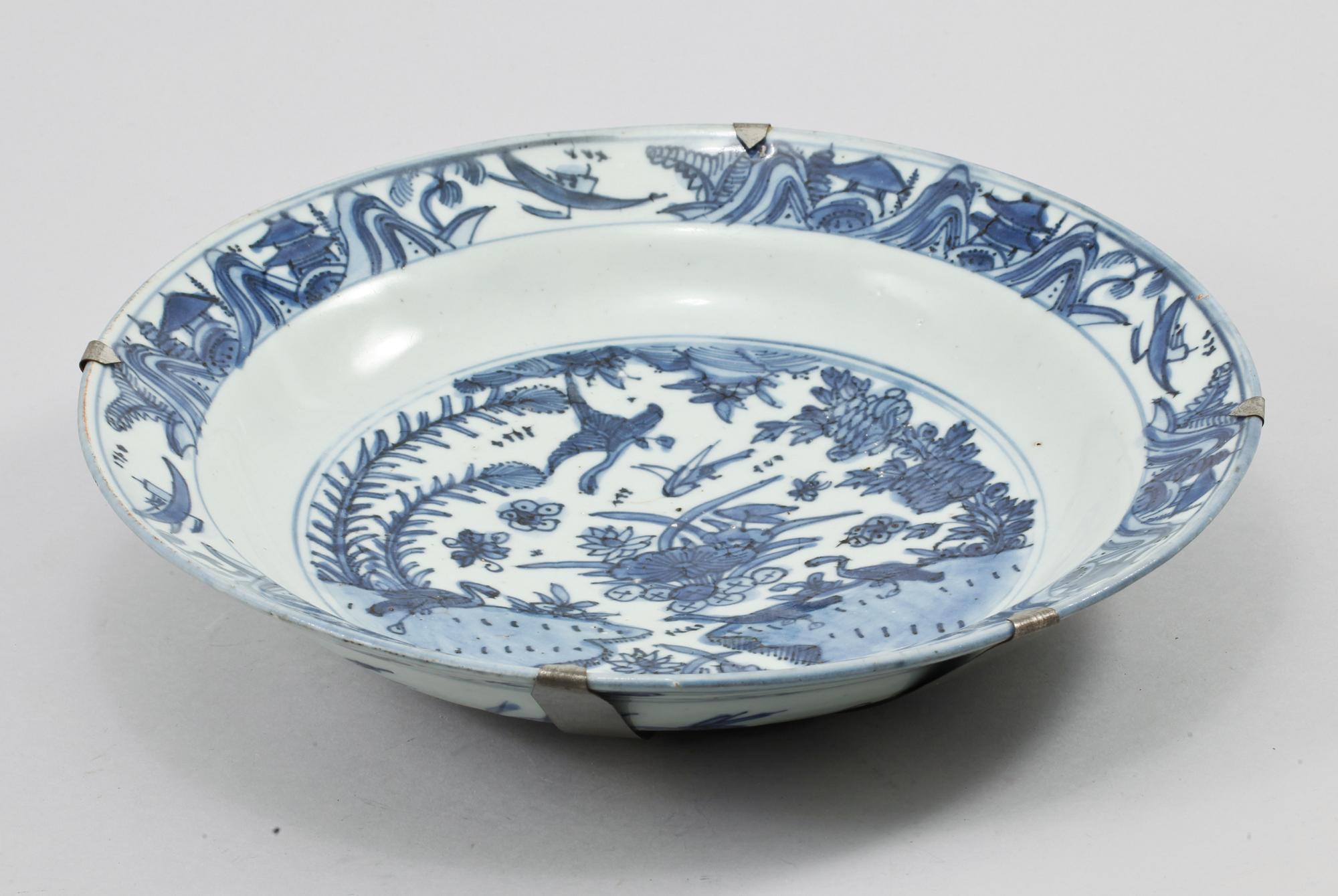 SKÅLFAT, porslin, Kina, Ming (1368-1644).