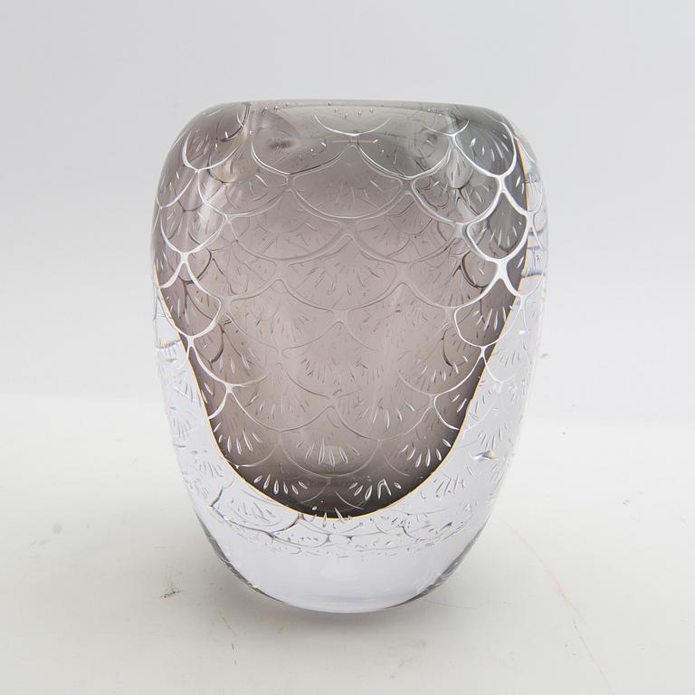 Micke Johansson, vase, air technique, Örsjö, 2009.