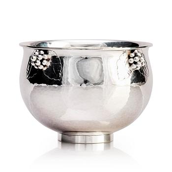 441. konfektskål, sterling silver, modell nr 782, efter 1945.