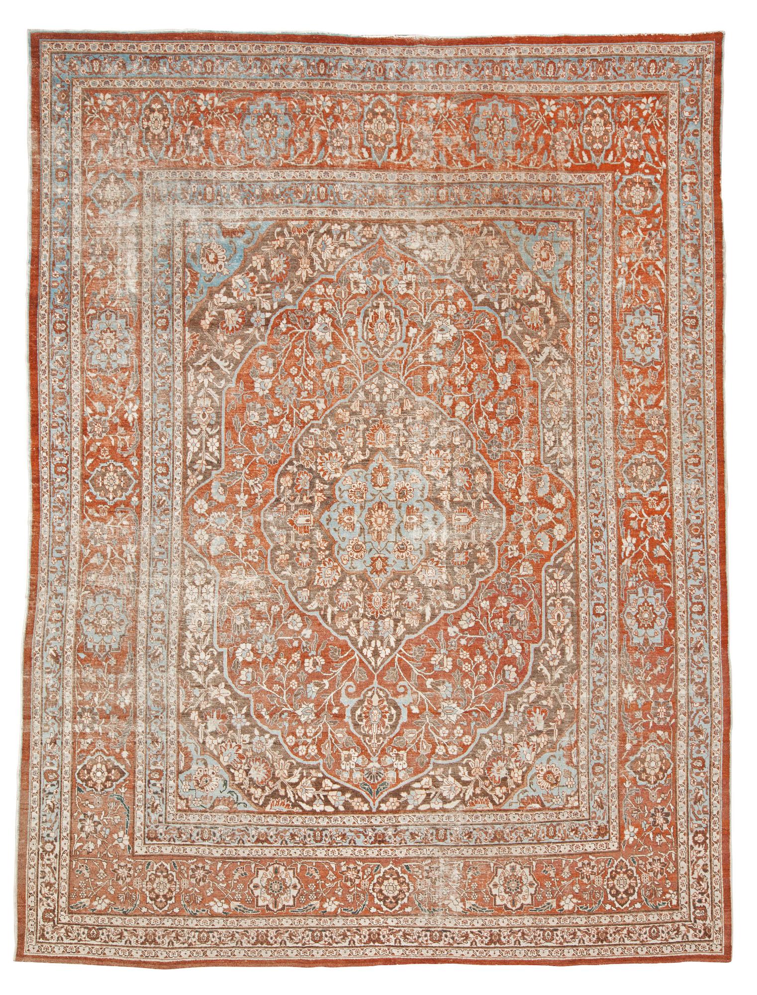 ANTIQUE TABRIZ. 436 x 333 cm.