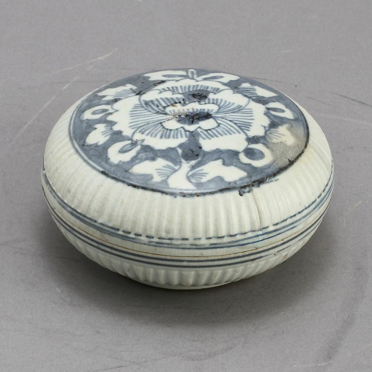 LOCKASK, porslin, Kina, Ming, 1600-talets början.