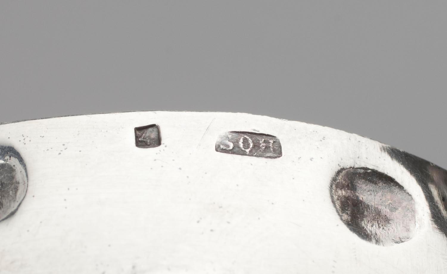 VINPROVARKOPPAR, 1+3 st, en silver med franska stämplar, övriga nysilver, 1900-tal.