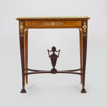 A mahogany console table with green stone top, C.E. Jonsson Möbelfabrik in Stockholm, early 20th century.