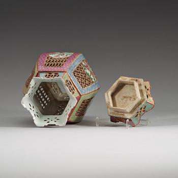 A famille rose lantern, Qing dynasty, 19th Century.