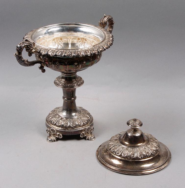 SOCKERSKÅL, silver, senempire, Jakob S. Lundberg, Stockholm 1843. Vikt 700 gram.