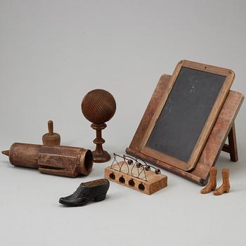 NINE WOODEN ITEMS, 19th century.