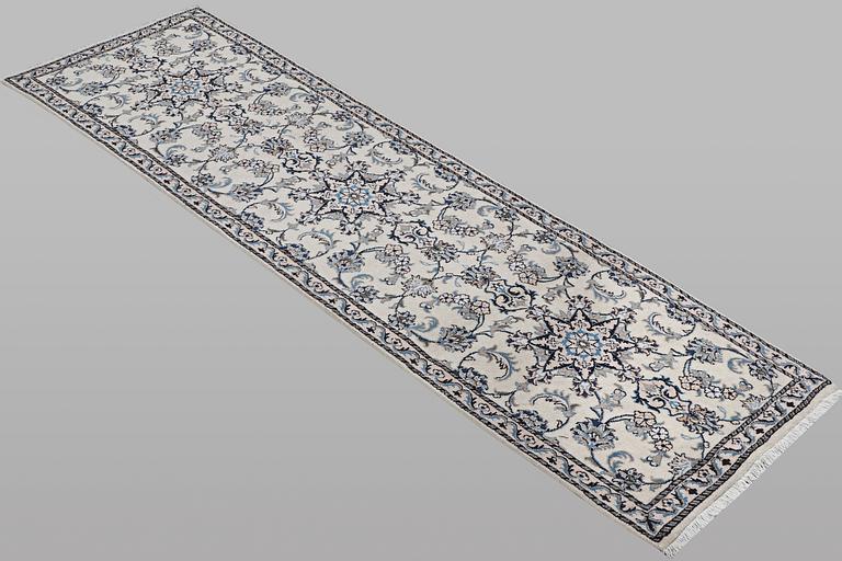A runner carpet, Nain, part silk, ca 289 x 79 cm.