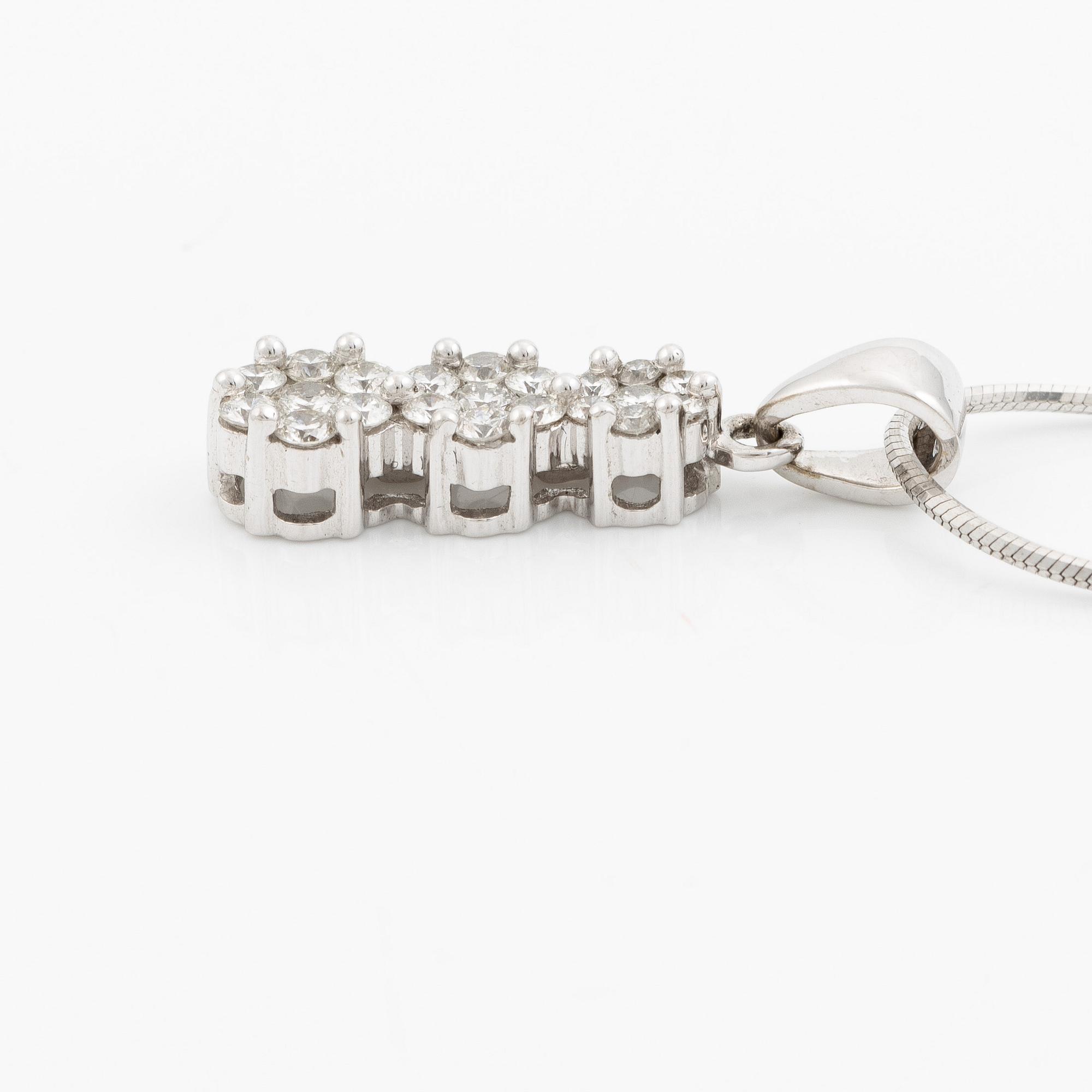 Pendant in 18K white gold set with round brilliant-cut diamonds, with a silver chain.