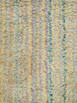 MATTA. Maskinvävd rya. 374 x 240 cm.
