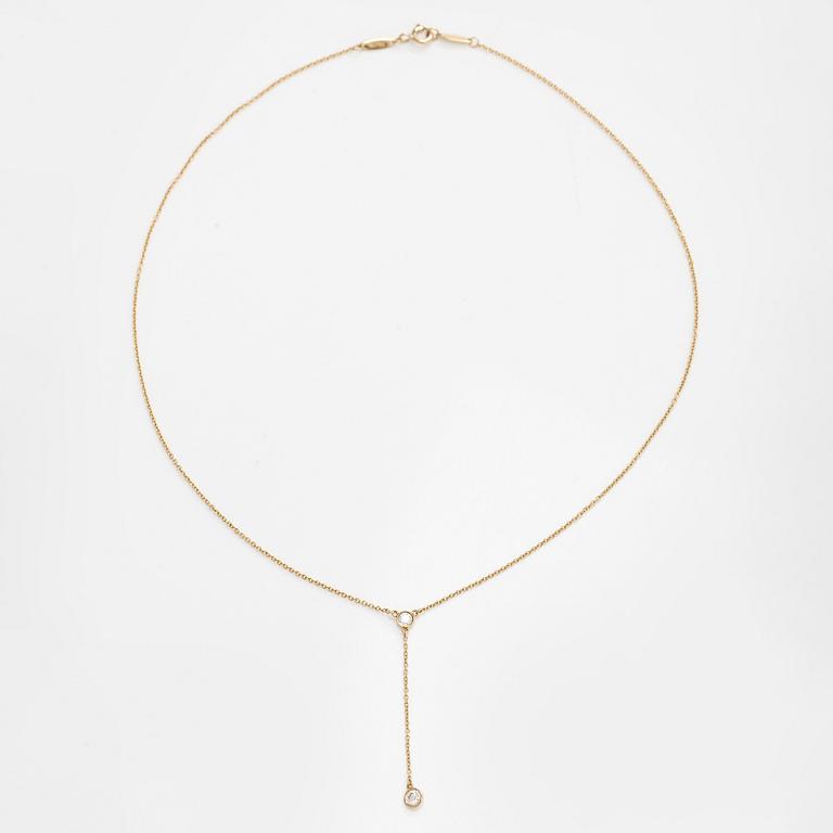 Tiffany & Co, Elsa Peretti, kaulakoru, "Diamonds by the Yard", 18K kultaa ja kaksi briljanttihiottua timanttia.