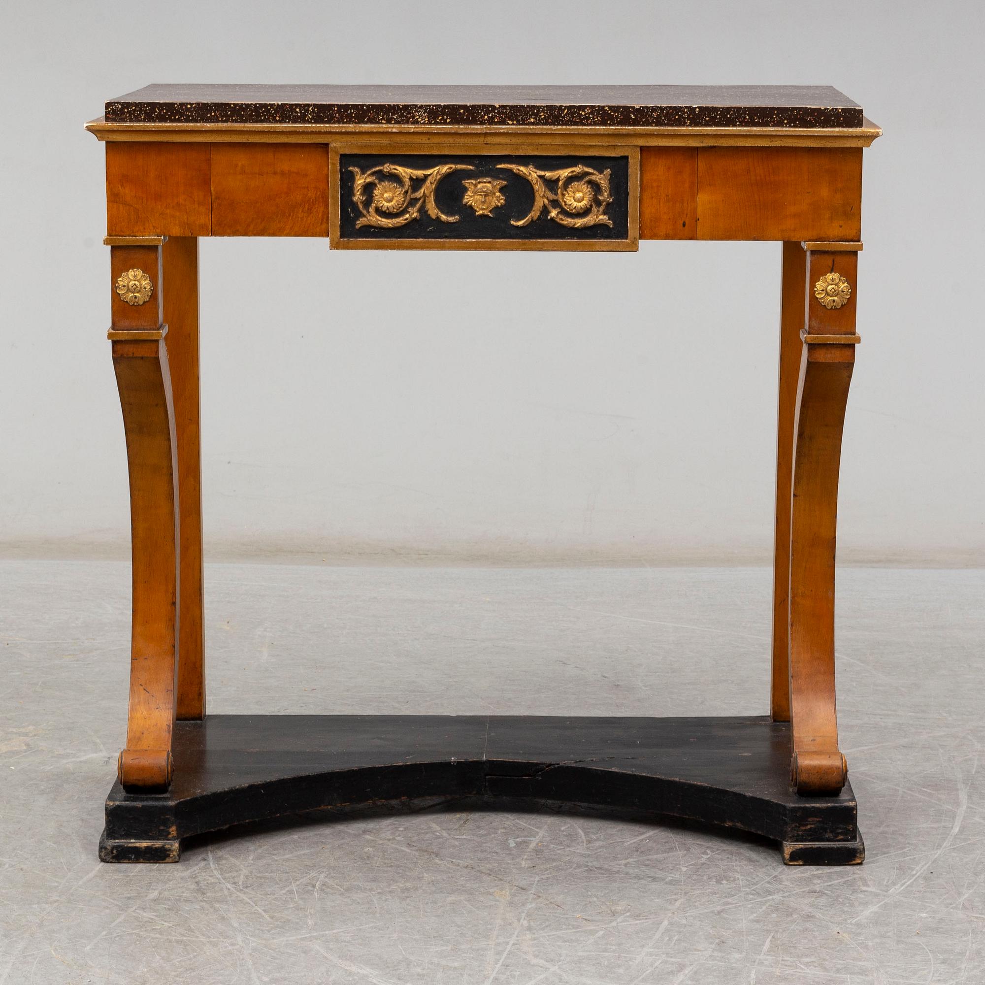 SPEGEL OCH KONSOLBORD svensk empire, Karl Johan, 1800-talets första hälft.