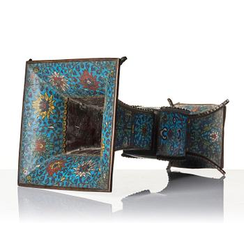 An archaistic cloisonné enamel vase, Gu, late Ming dynasty (1368-1644).