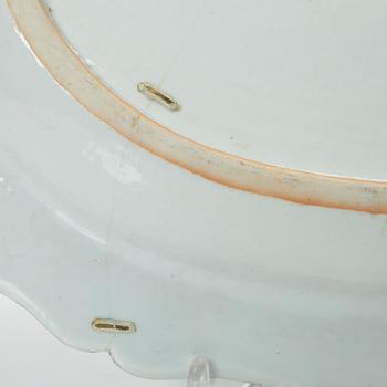 Fat, kompaniporslin, Kina, Qingdynastin, Qianlong (1736-95).