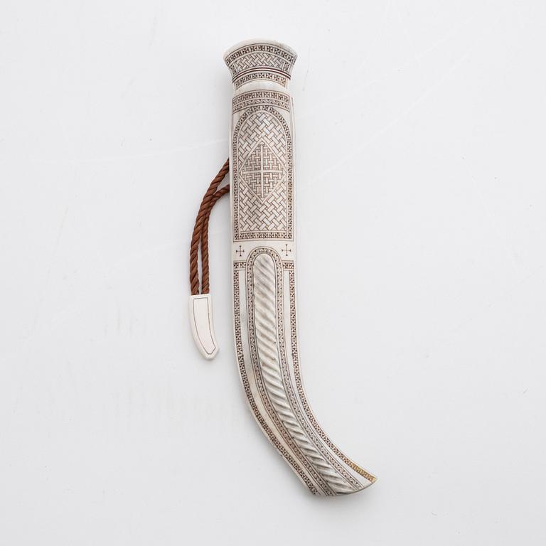 A reindeer horn knife by Bertil Fällman, signed.