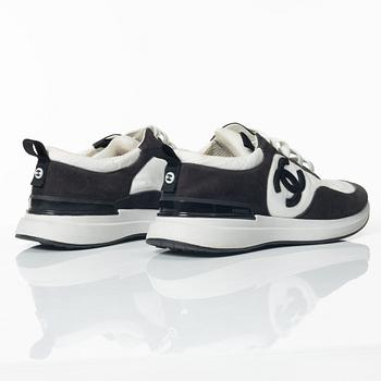 Chanel, sneakers, size 38.