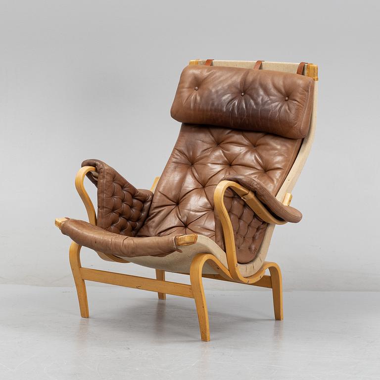 A 'Pernilla' lounge chair by Bruno Mathsson for Dux, end of the 20th Century.