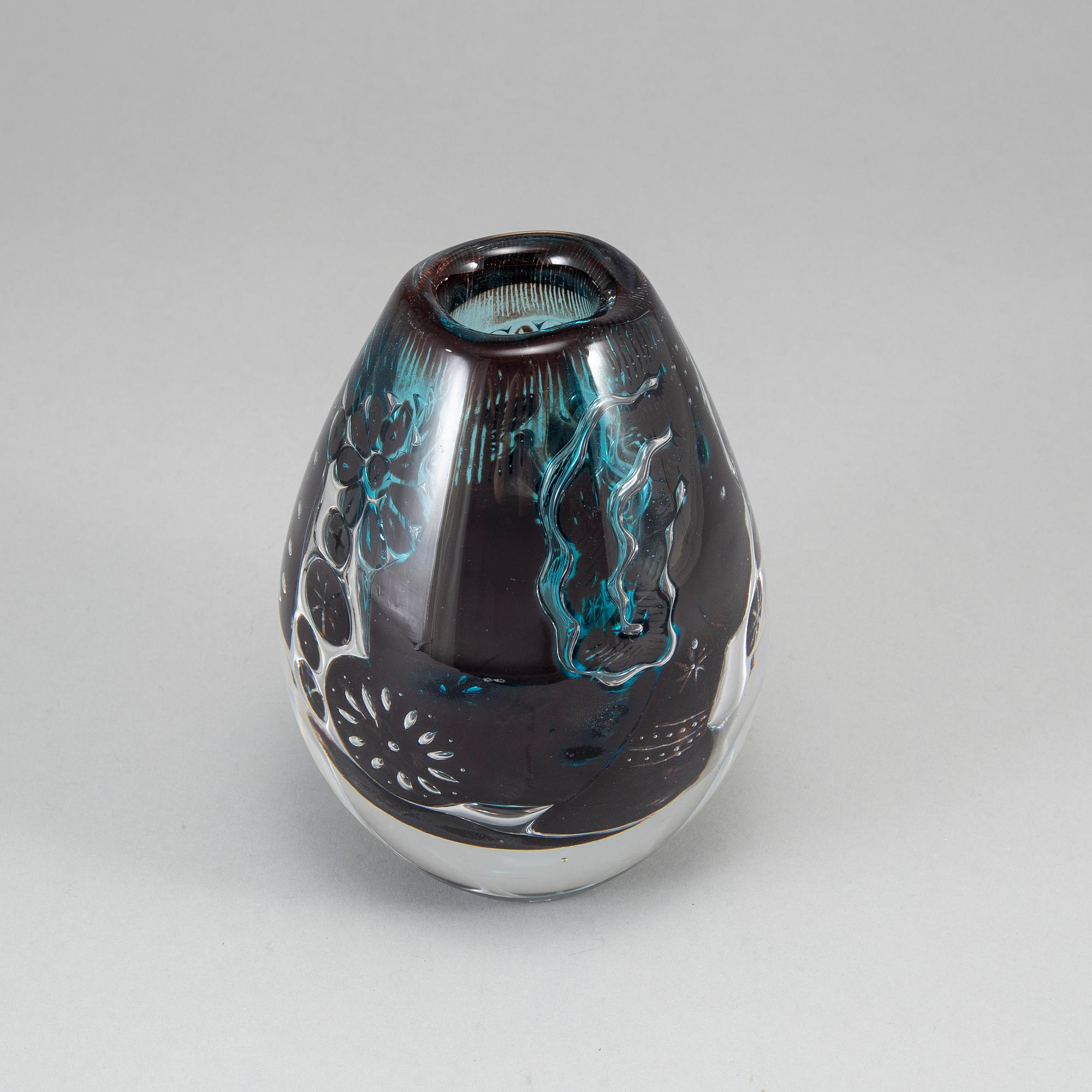 EDVIN ÖHRSTRÖM, vase, glass, ariel, "The girl and the Dove", 1958.