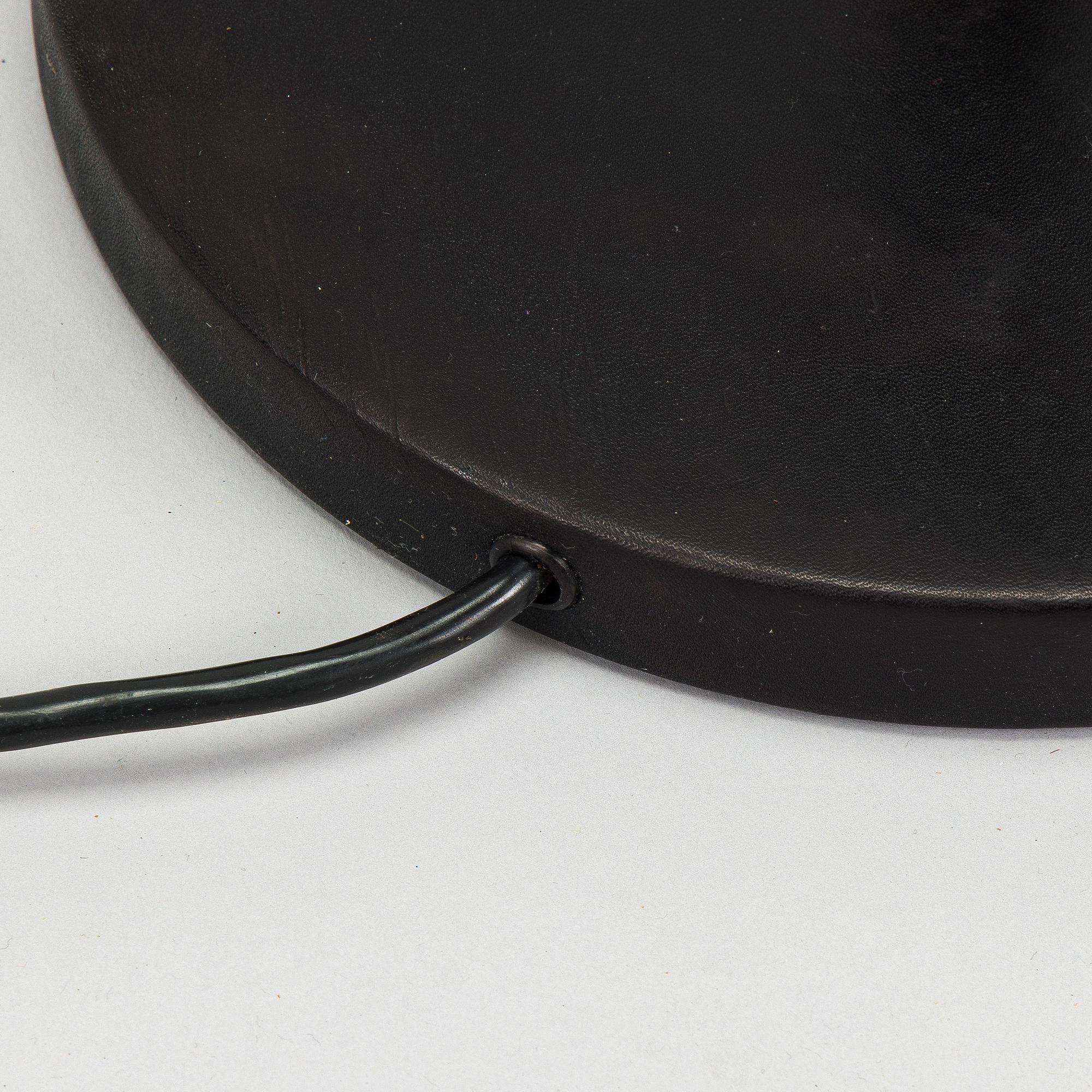 Alvar Aalto, 'Angel wing' model A 805 floor light manufactured by Valaisinpaja Oy, end of 20th century.