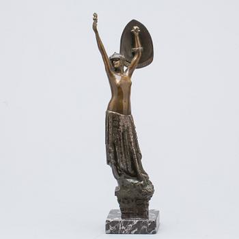 CARLO SARRABEZOLLES, skulptur, brons. Signerad och daterad 1923.