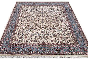 A carpet, Kashan, ca 314 x 237 cm.