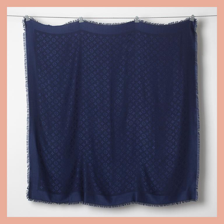 SHAWL, Louis Vuitton.