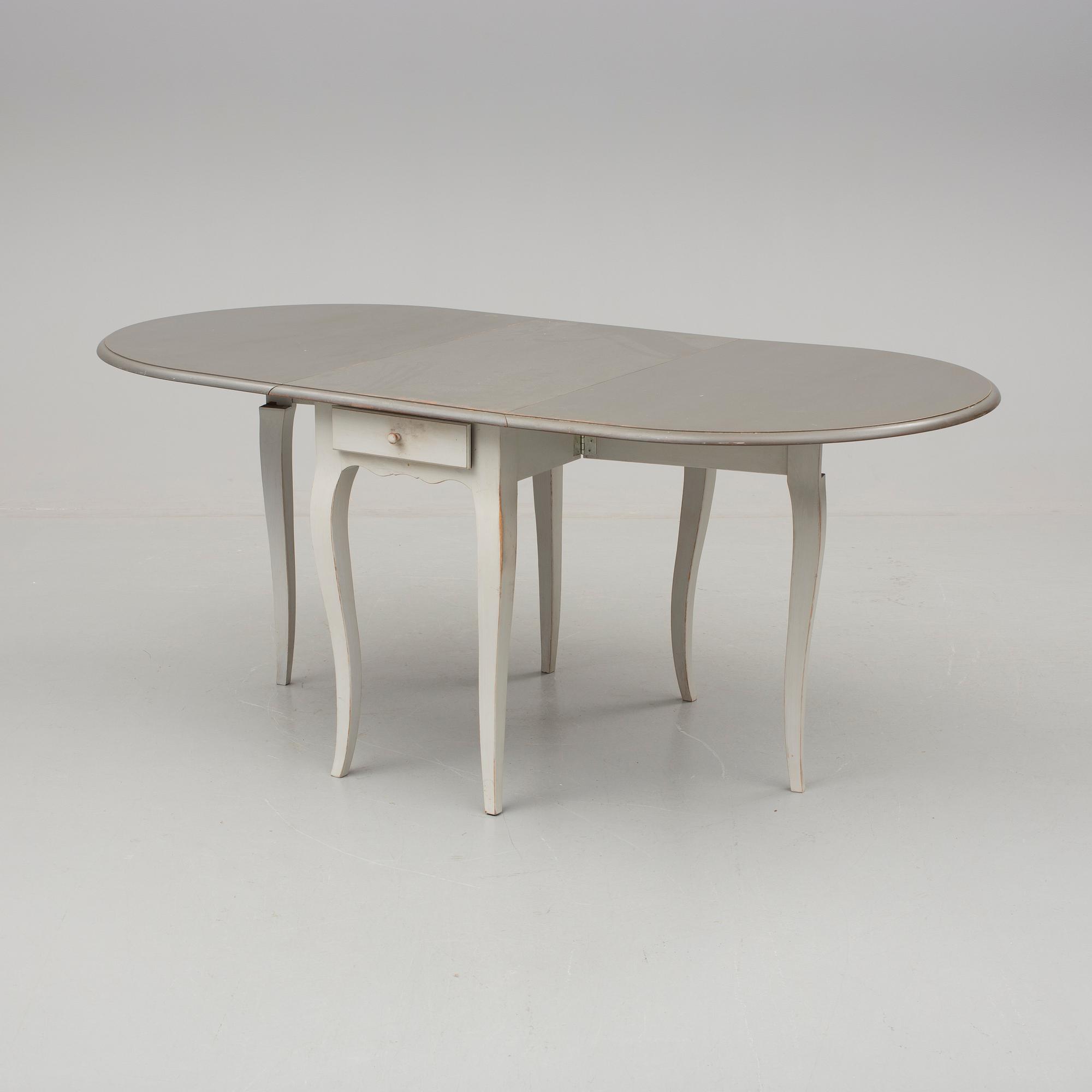 SLAGBORD, rokokostil. 1900-tal.