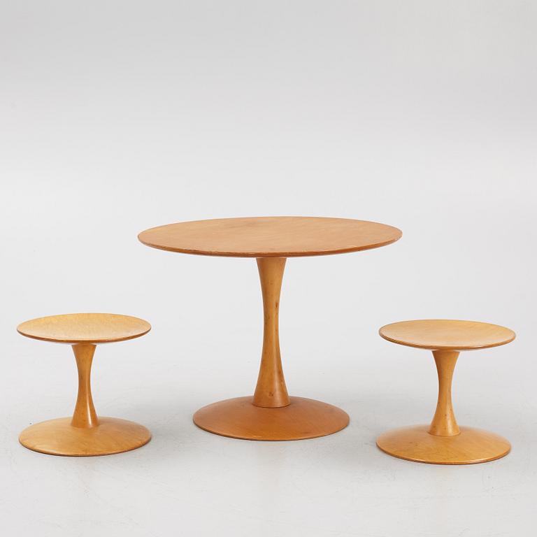 Nanna Ditzel, a "Trisse" chindlren's table with two chairs,