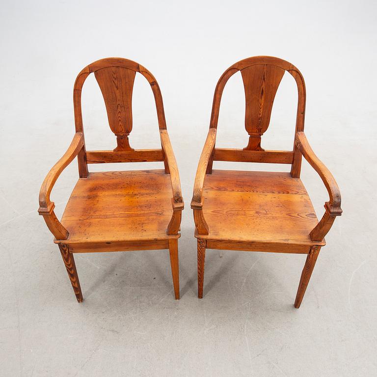 Karmstolar, ett par, sent 1800-tal/tidigt 1900-tal.