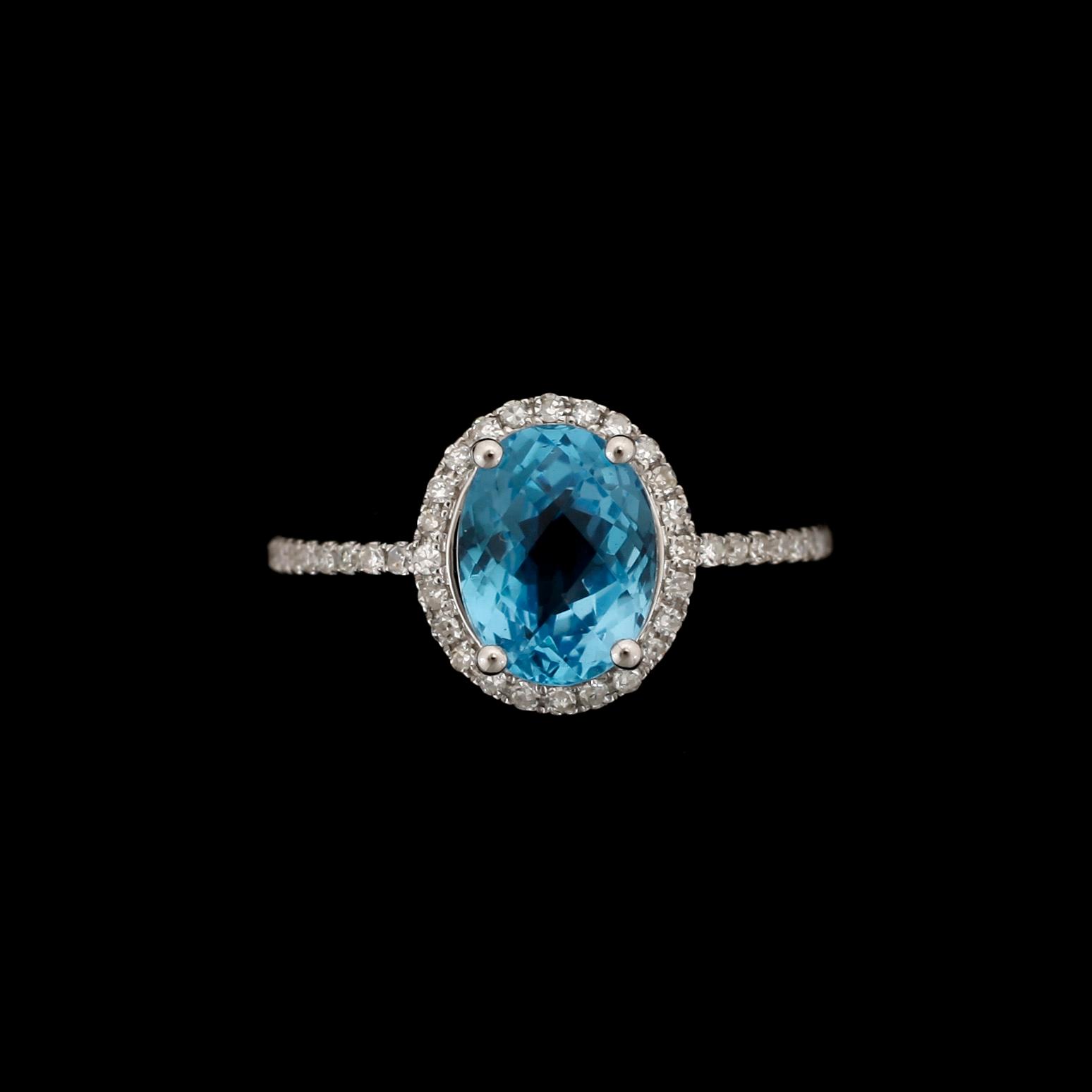 RING, 14k vitugld med topas ca2,78ct och diamanter tot ca0,19ct.