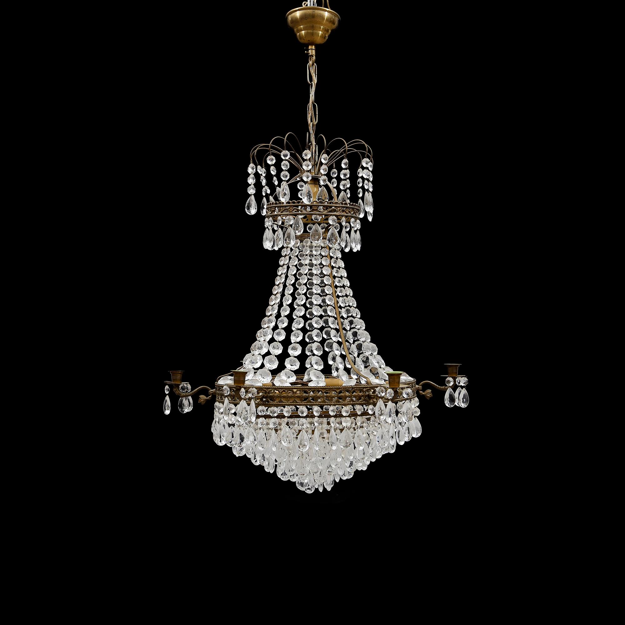 LJUSKRONA, empirestil, 1900-talets mitt. Höjd ca 65 cm.